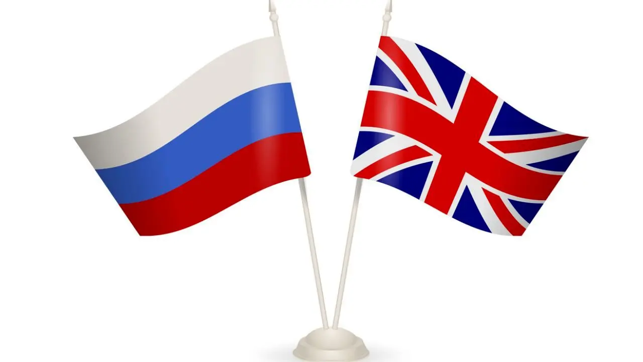 روسیه و انگلیس دیپلمات‌های خود را بازمی‌گردانند