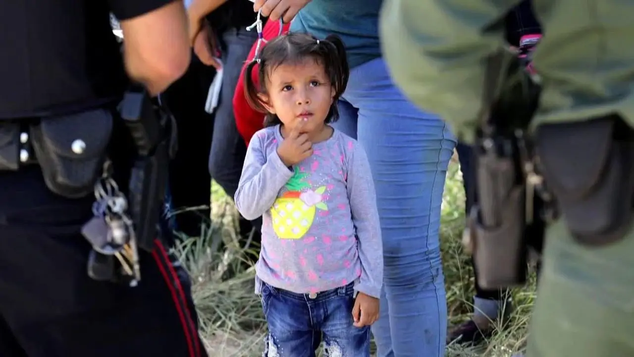 مسئول مرگ کودکان مهاجر غیرقانونی دموکرات‌ها هستند