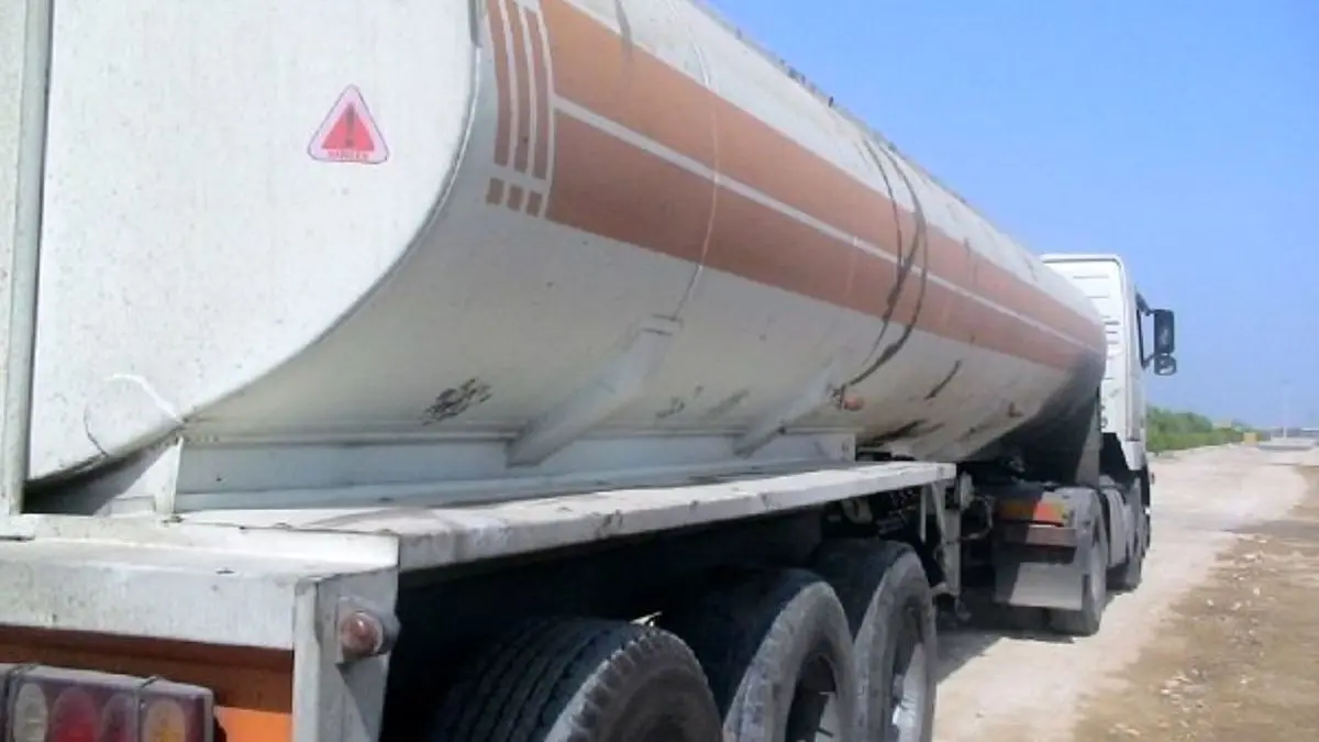 توقیف 10 دستگاه تانکر حمل سوخت قاچاق در مرز تمرچین