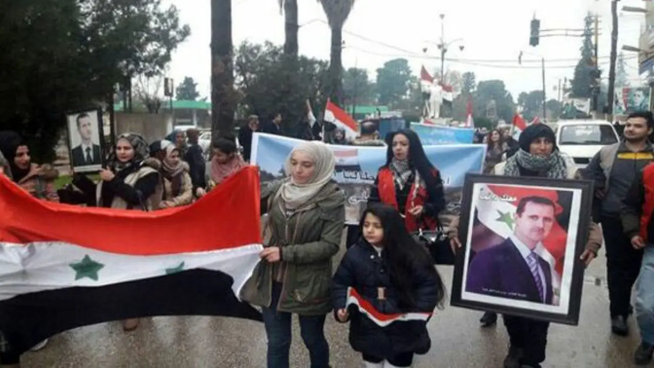 زنان در قامشلی در حمایت از ارتش سوریه راهپیمایی کردند