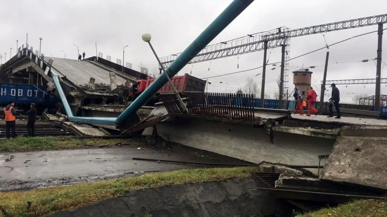فروریختن یک پل در جشن سال نوی مسکو  13 زخمی به‌جا گذاشت