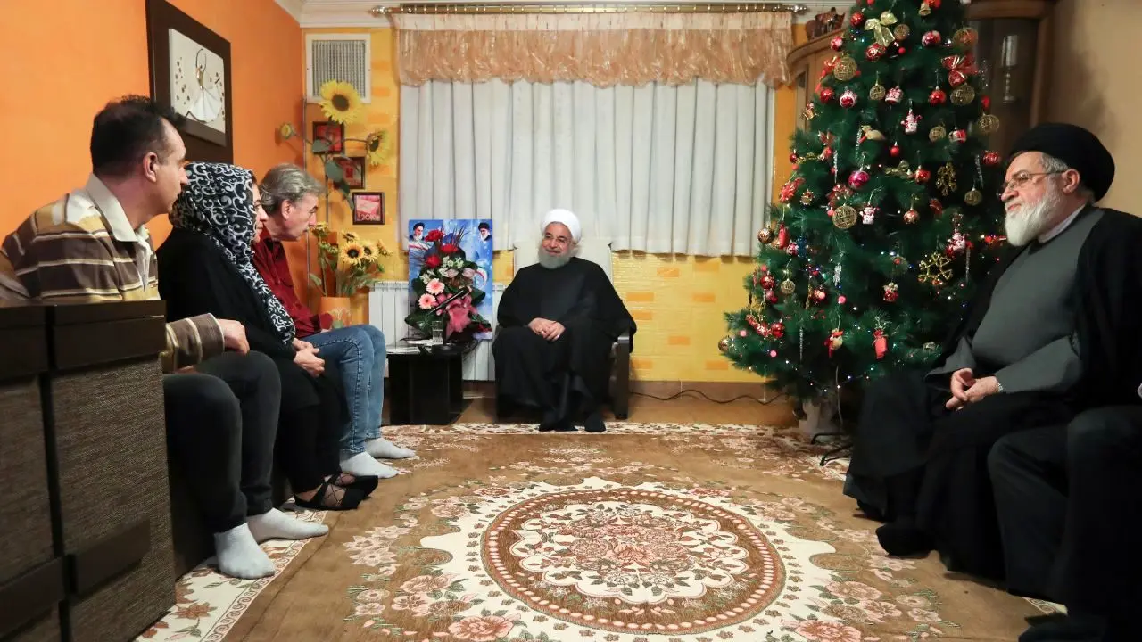 حضور روحانی در منزل یک جانباز ارمنی + عکس