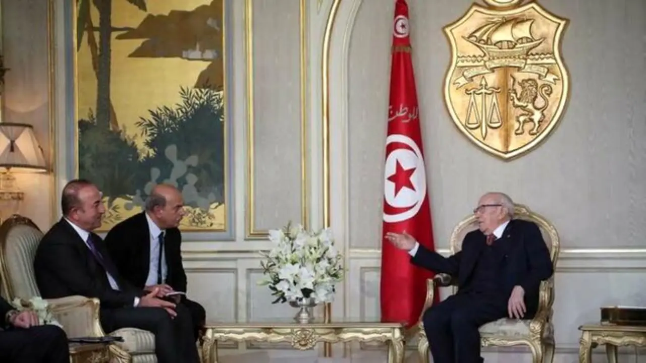 وزیرخارجه ترکیه با رئیس‌جمهور و نخست‌وزیر تونس دیدار کرد