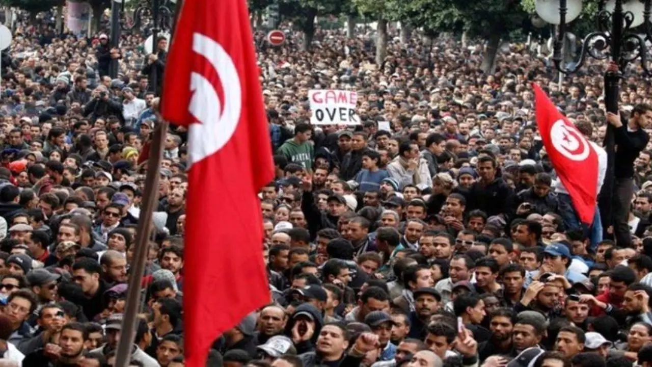 اعتراضات در تونس به دنبال خودسوزی یک شهروند