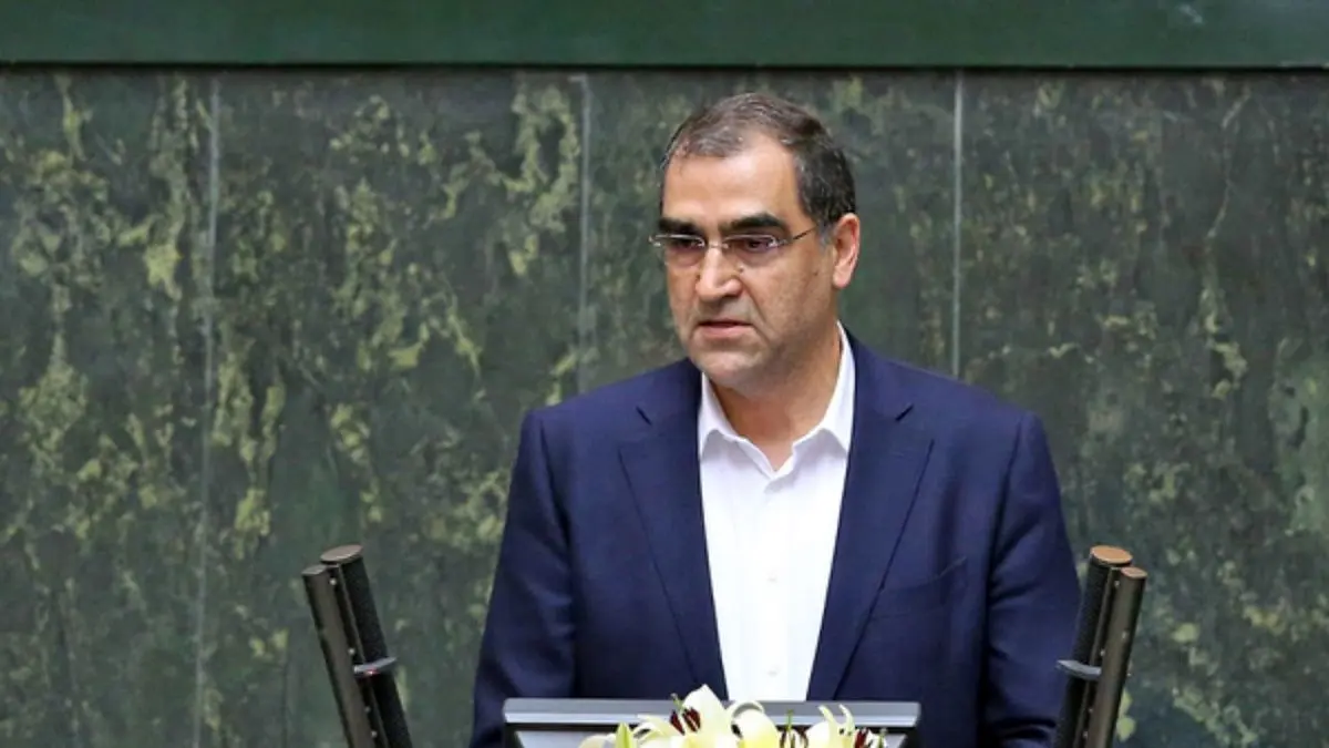 از پذیرش استعفای وزیر بهداشت از سوی روحانی تا اظهارات استاندار تهران درباره بوی نامطبوع در تهران
