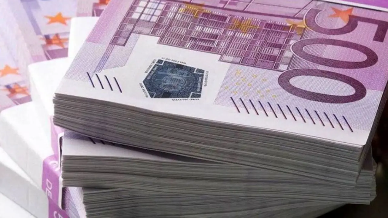 تداوم چاپ اسکناس 500 یورویی توسط بانک های مرکزی آلمان و اتریش