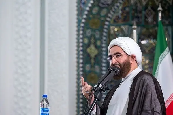 از نماز جمعه متفاوت تهران تا هشدار علم‌الهدی به نفوذ دشمن در جریان‌های ارزشی