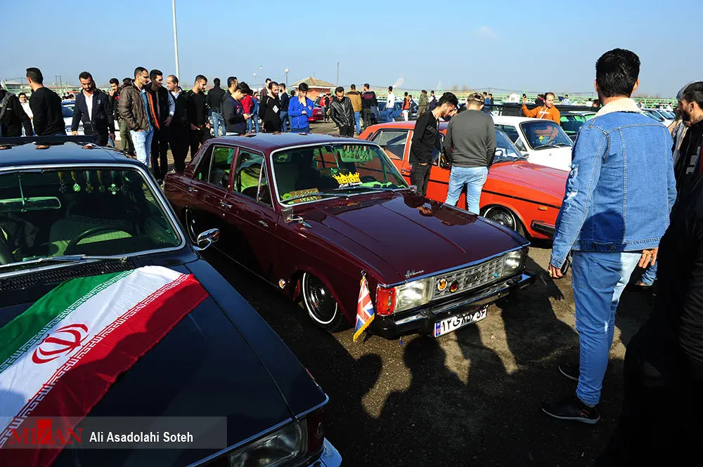 همایش خودروها در رشت