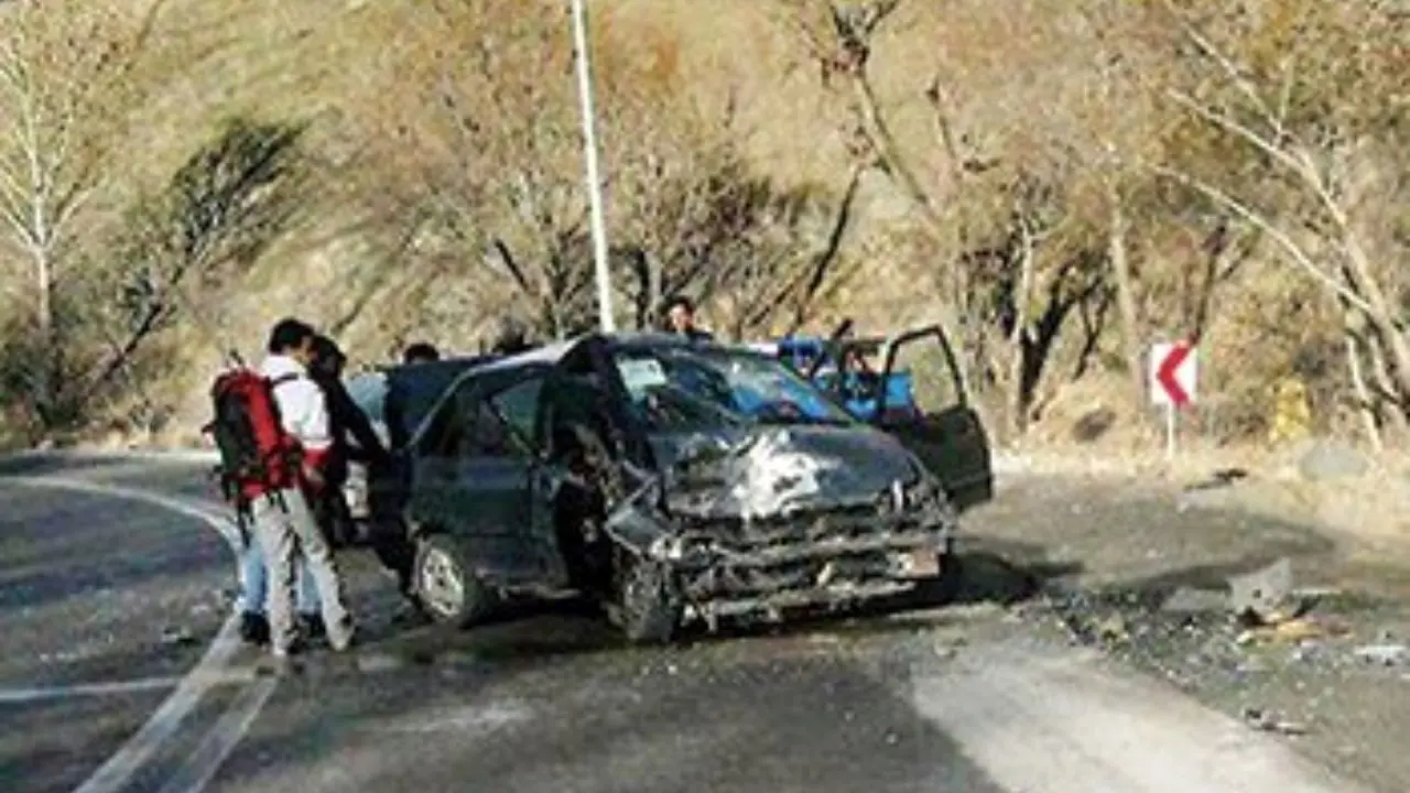 10 سرنشین افغان در تصادف جان باختند