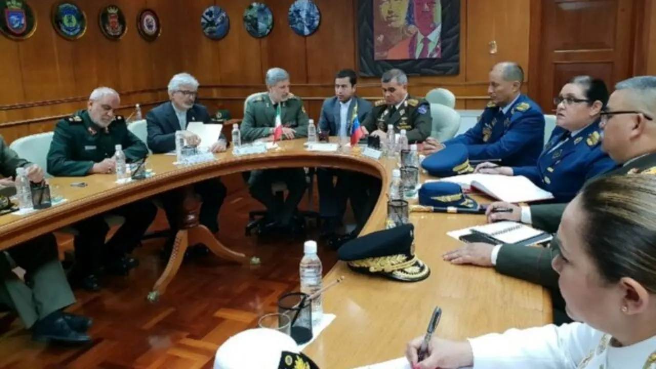 امیر حاتمی با وزیر دفاع ونزوئلا دیدار کرد