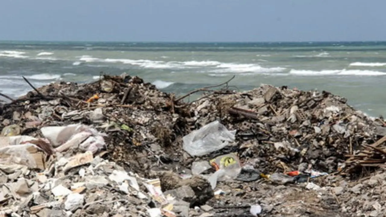 وضعیت نابسامان دپوی زباله در فریدونکنار