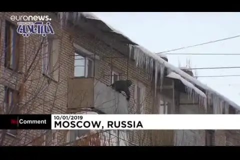 یخ‌زدگی خانه‌ها در سرمای روسیه + ویدئو