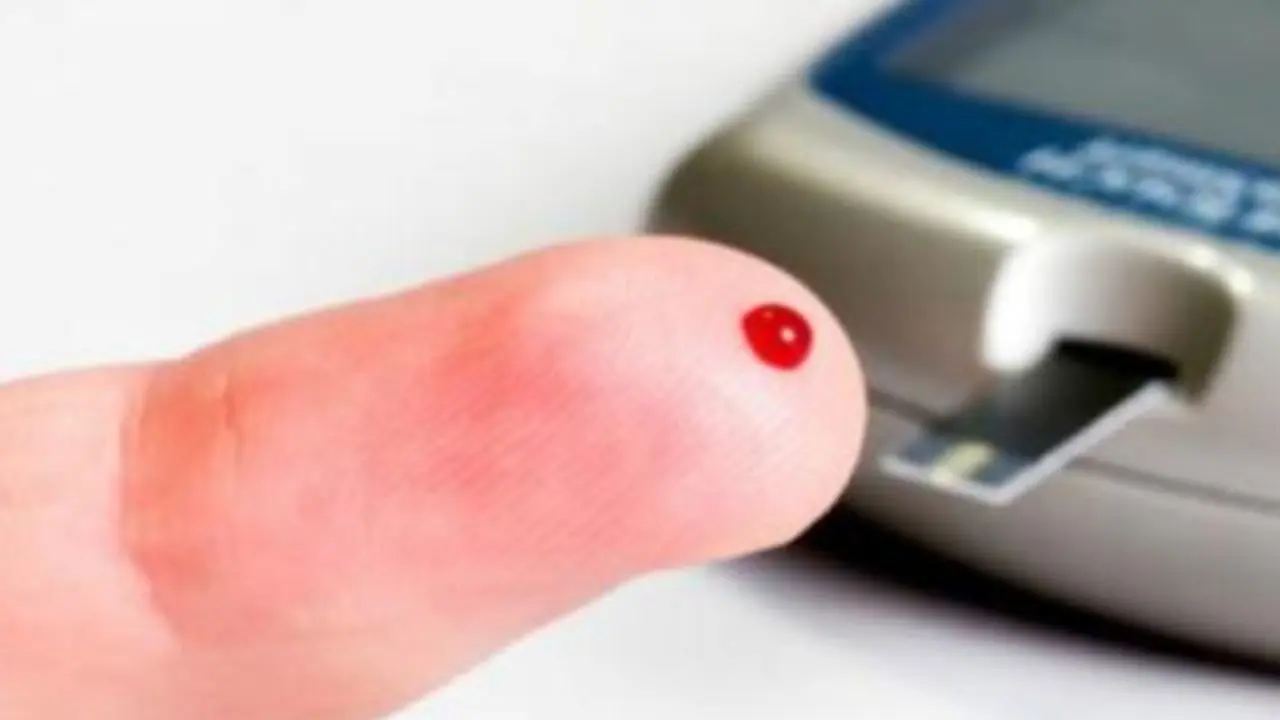 چند درصد جمعیت بالای 20 سال کشور مبتلا به دیابت هستند؟