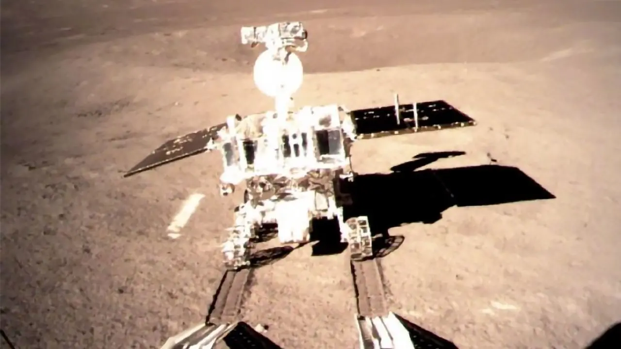 آغاز ماموریت ماه‌نورد «چانگ ای 4»