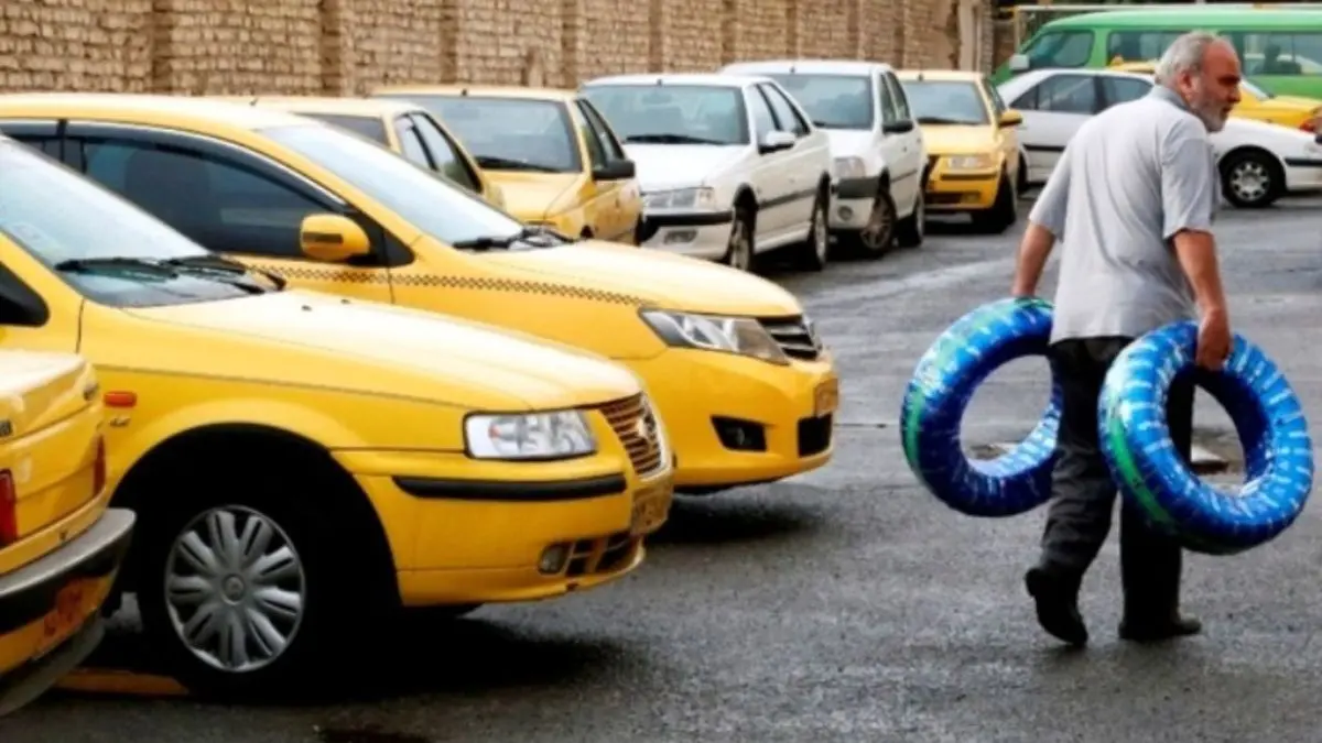 100 حلقه لاستیک به رانندگان تاکسی داده شد