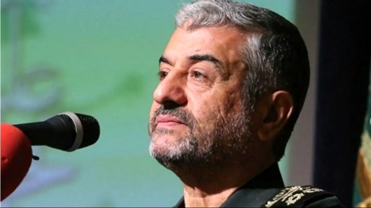 «از موشک‌های نقطه‌زن ایران بترسید»