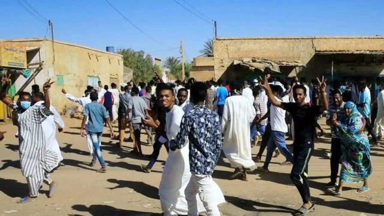 تظاهرات سودانی‌ها به سمت کاخ ریاست‌جمهوری