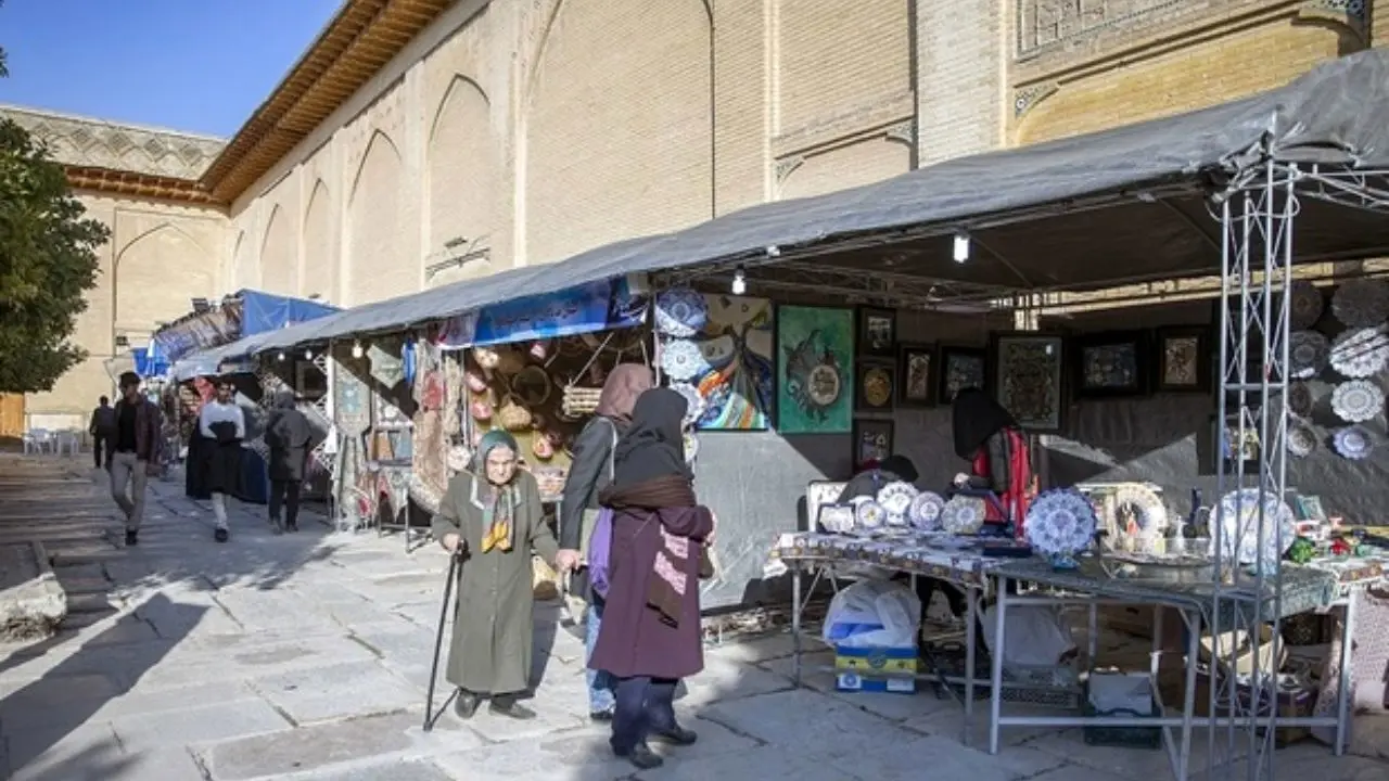 هدف از ایجاد گذرهای فرهنگی تزریق نشاط به جامعه است