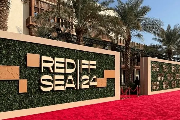 جشنوارهٔ فیلم عربستان به دلیل بارش شدید باران و سیلاب‌های گسترده تعطیل شد