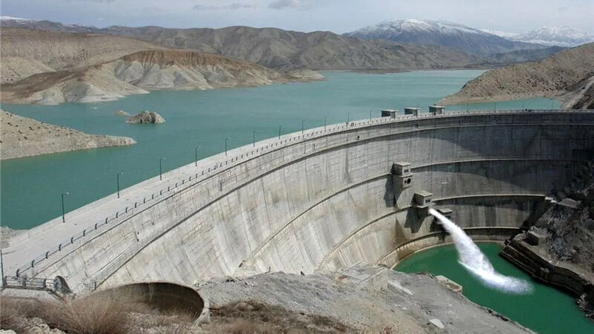 حجم آب سدها ۲۶ درصد کاهش یافته است