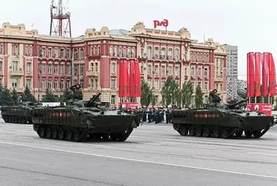 رژه روز پیروزی ارتش روسیه در میدان سرخ مسکو