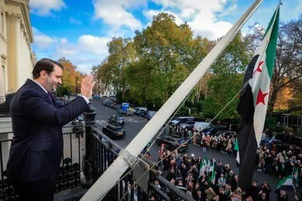 سفارت سوریه در انگلیس پس از سال‌ها بازگشایی شد