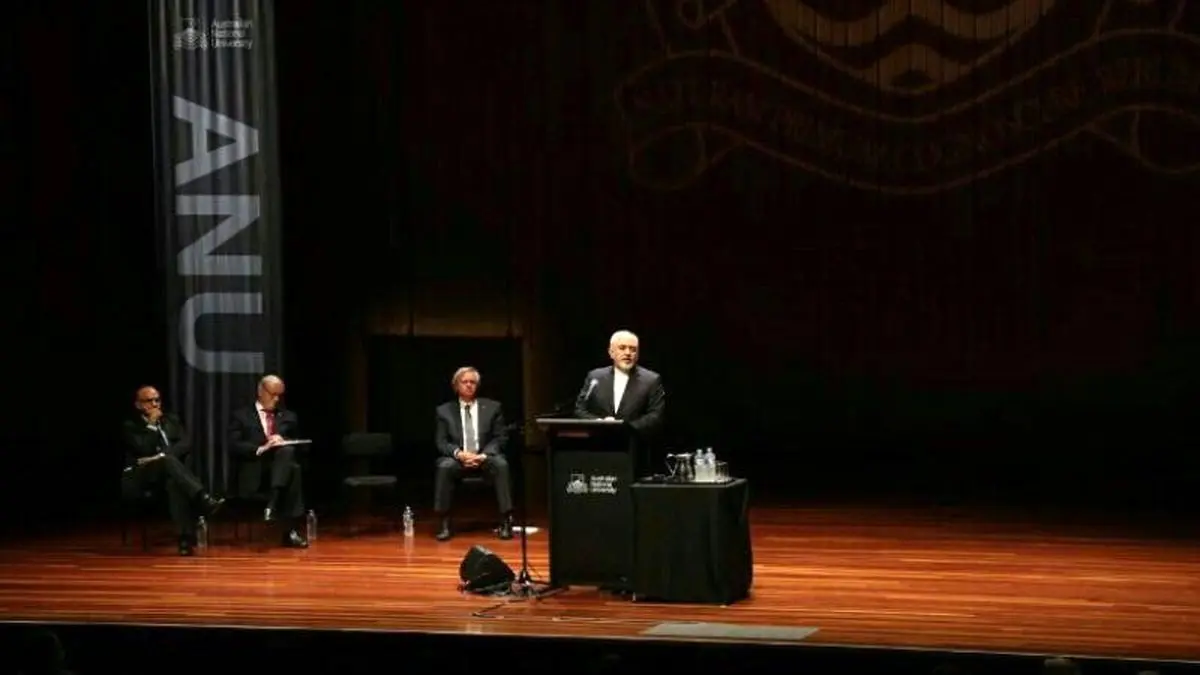 ظریف تشویق استرالیایی ها را برانگیخت