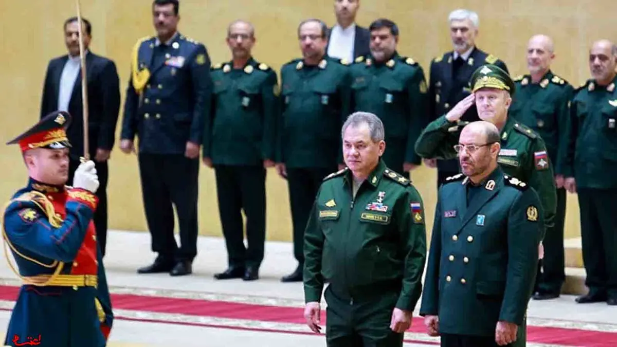 وزرای دفاع ایران و روسیه بر توسعه روابط دفاعی-امنیتی تأکید کردند