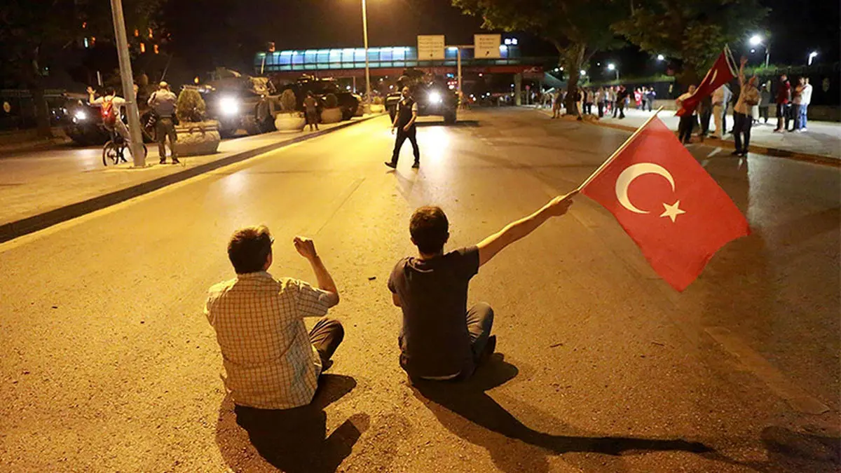 کودتای ترکیه بازارهای ایران و جهان را متزلزل کرد