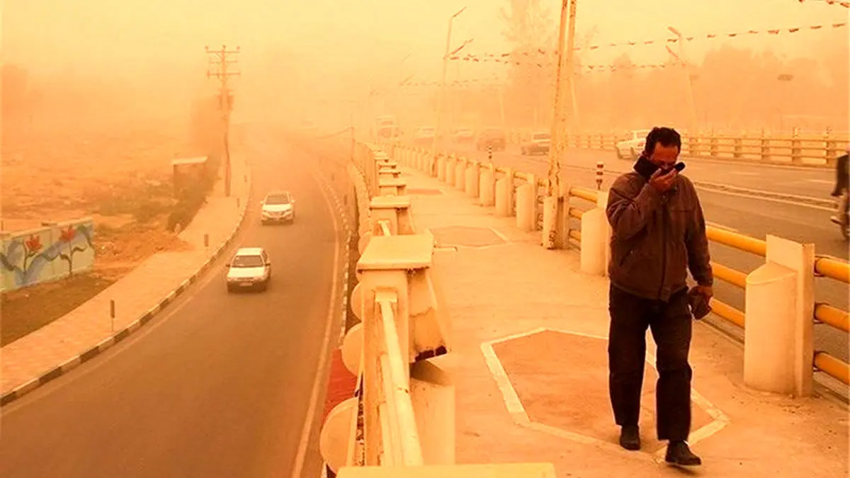 گرد و غبار و آلودگی هوا امنیت روانی مردم را تهدید می‌کند