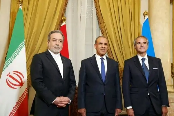 محتوای قطعنامه اخیر شورای حکام لکه ننگی بر بانیان و طراحان آن است؛ برای رابطه با آژانس نیاز به میانجی‌گر نداریم، مادامی که عضو معاهده منع اشاعه هستیم‌، خود را متعهد می‌دانیم/ تفاهم قاهره کان‌لم‌یکن و بی‌اعتبار شد