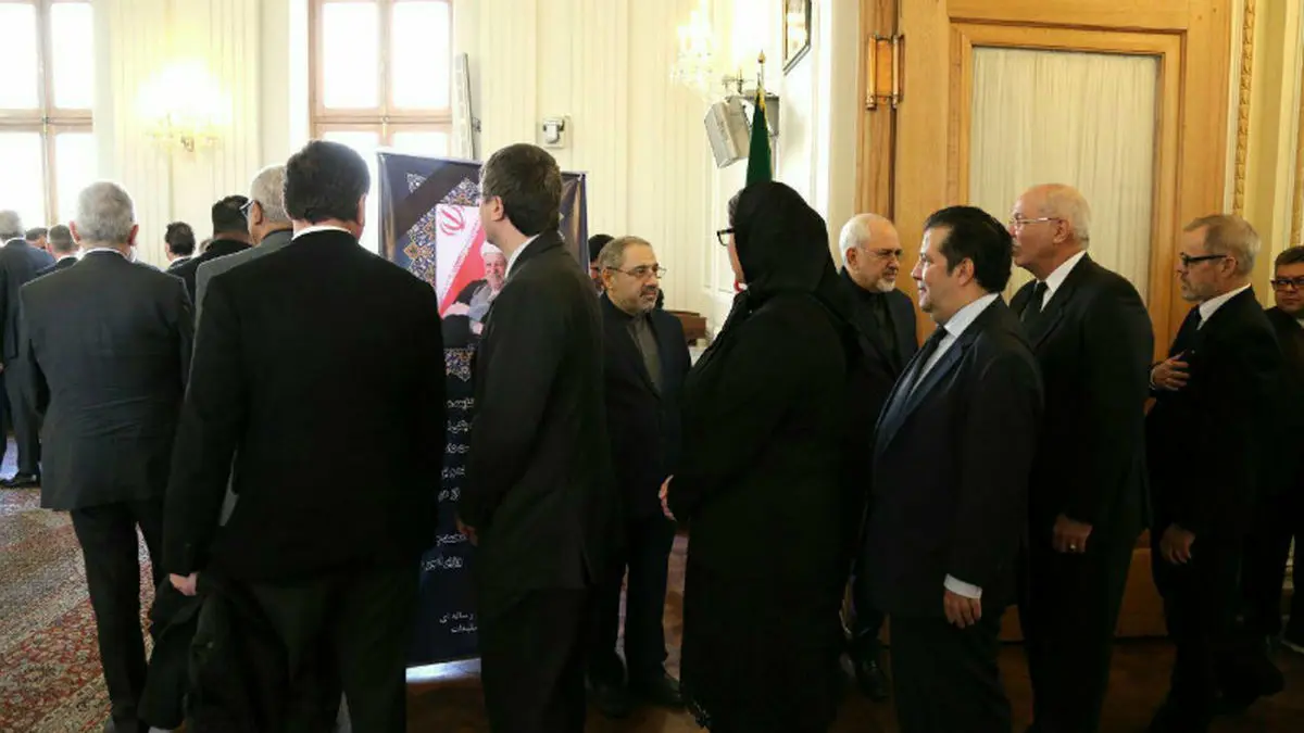 تسلیت سفرای خارجی مقیم تهران به ظریف