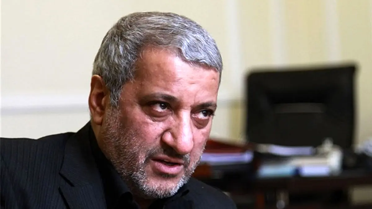 کنایه مشاور مرحوم هاشمی به احمدی‌نژاد: بعد از ردصلاحیت سری به مزار هوگو چاوز بزنید