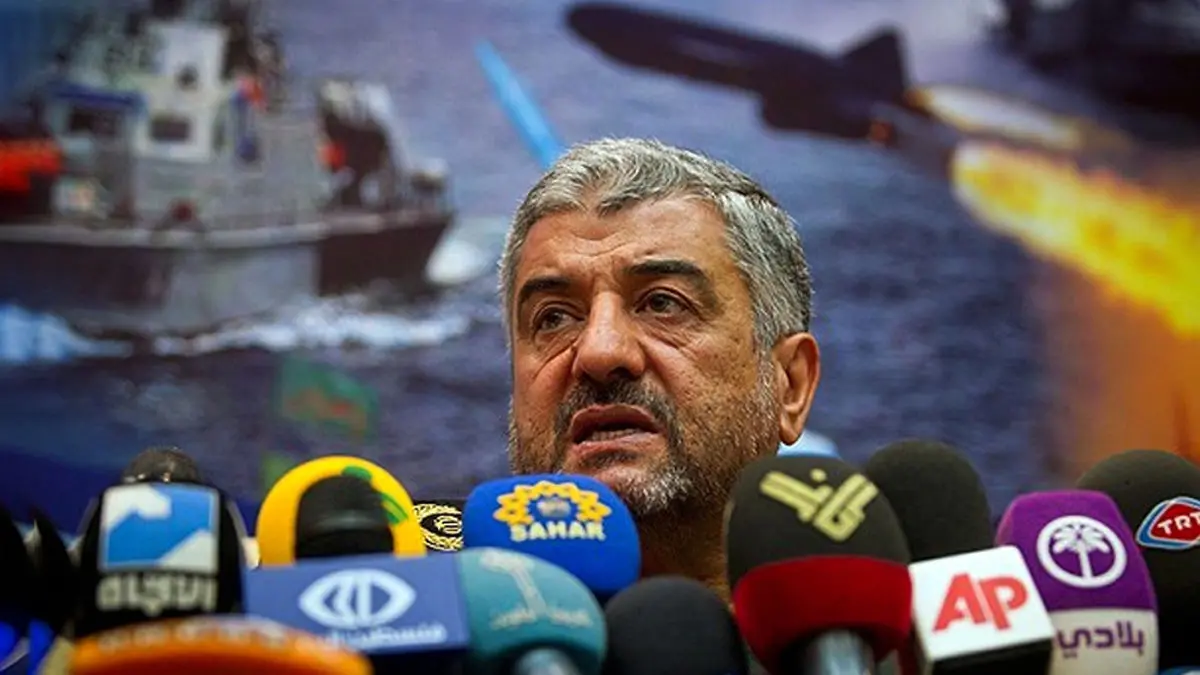 سرلشکر جعفری: دشمن بعد از برجام تضعیف نیروهای مسلح را در برنامه دارد/ سپاه، 30 هزار پاسدار همچون حججی‌ها را در خود سازماندهی کرده است/ بعضی‌ها در تضعیف توان دفاعی با دشمن همراهی می‌کنند