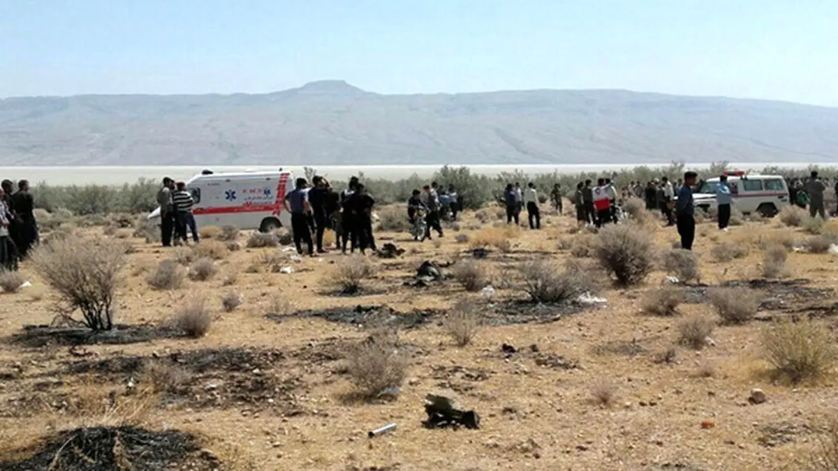 سقوط یک هواپیمای نظامی در حوالی سروستان فارس