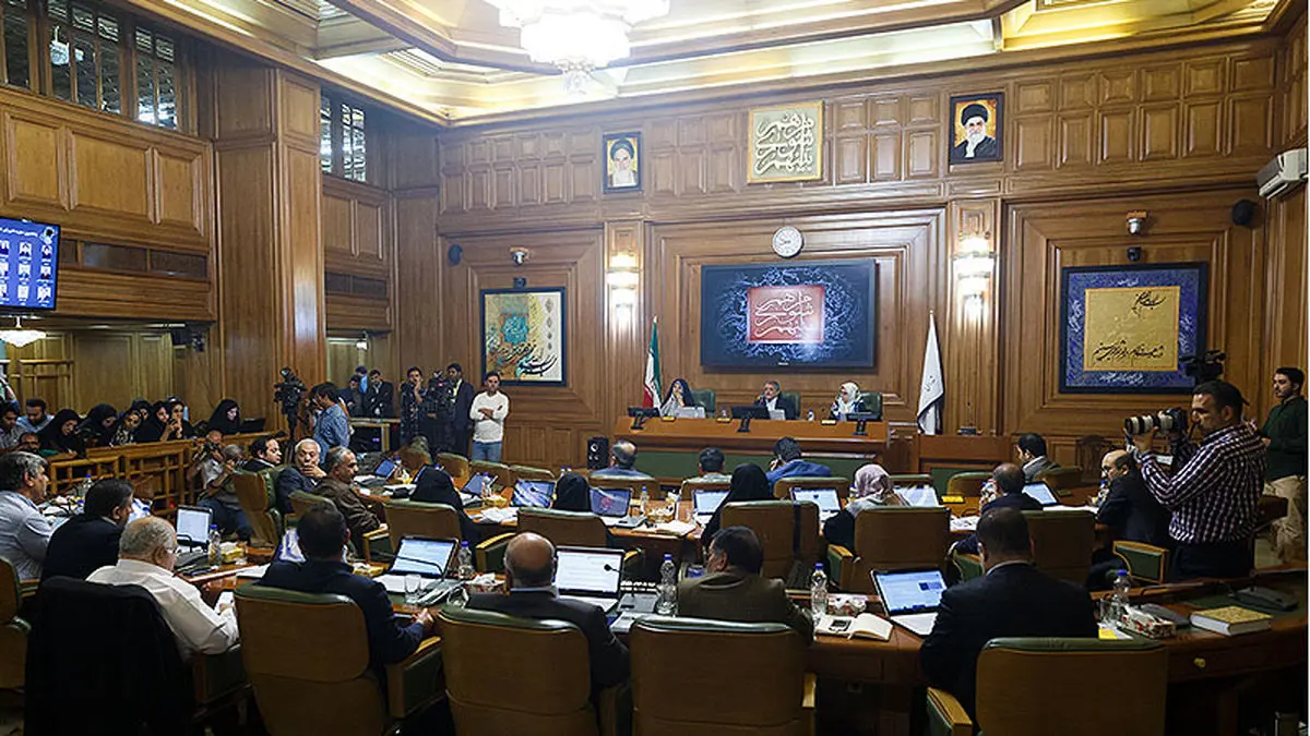 واکنش اعضای شورای شهر تهران به گزارش نجفی؛ از تهاتر ساختمان اصلی شهرداری منطقه 13 تا اعلام اسامی متخلفان