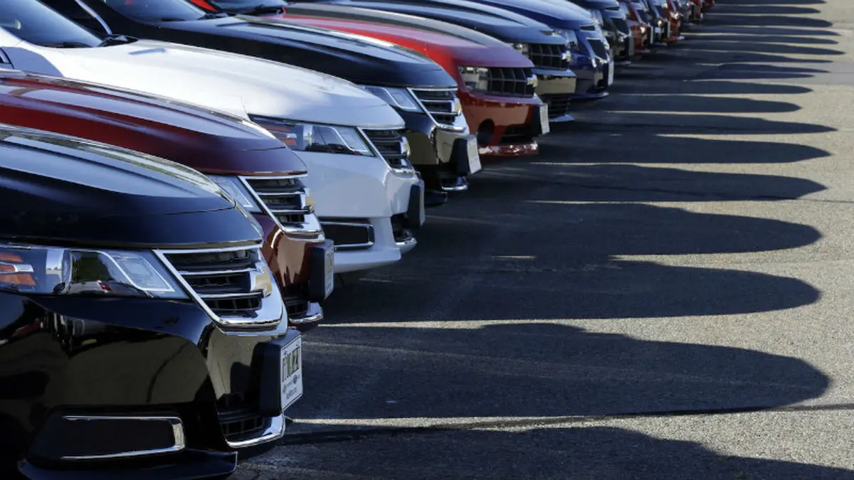 بخشنامه جدید برای تعیین تکلیف خودروهای مانده در گمرک