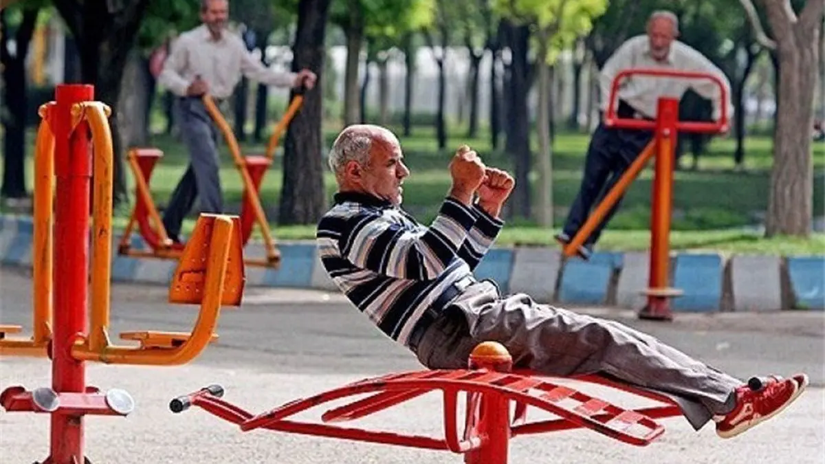زنان و مردان ایرانی چند سال عمر می‌کنند؟