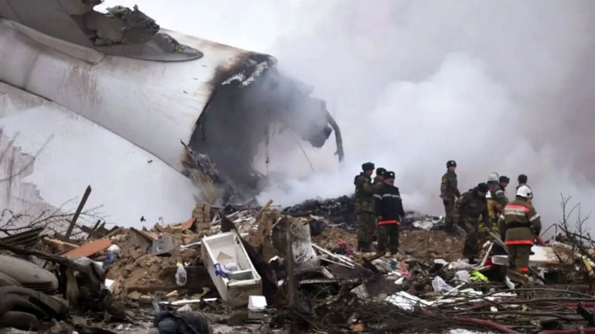 چند نفر از فعالان محیط زیست در حادثه سقوط هواپیمای تهران- یاسوج جان باخته‌اند؟
