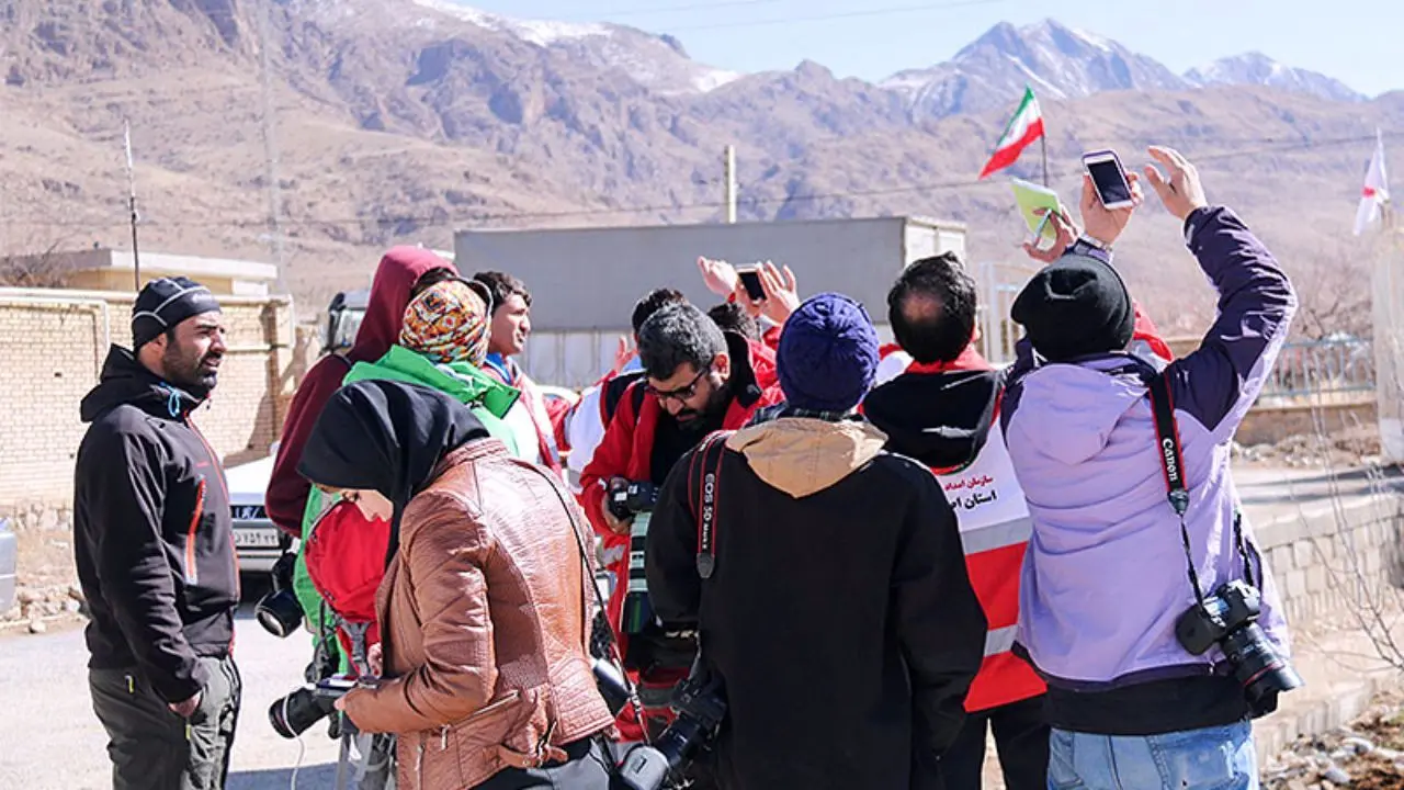 از سرگیری عملیات انتقال پیکر سرنشینان هواپیمای تهران-یاسوج