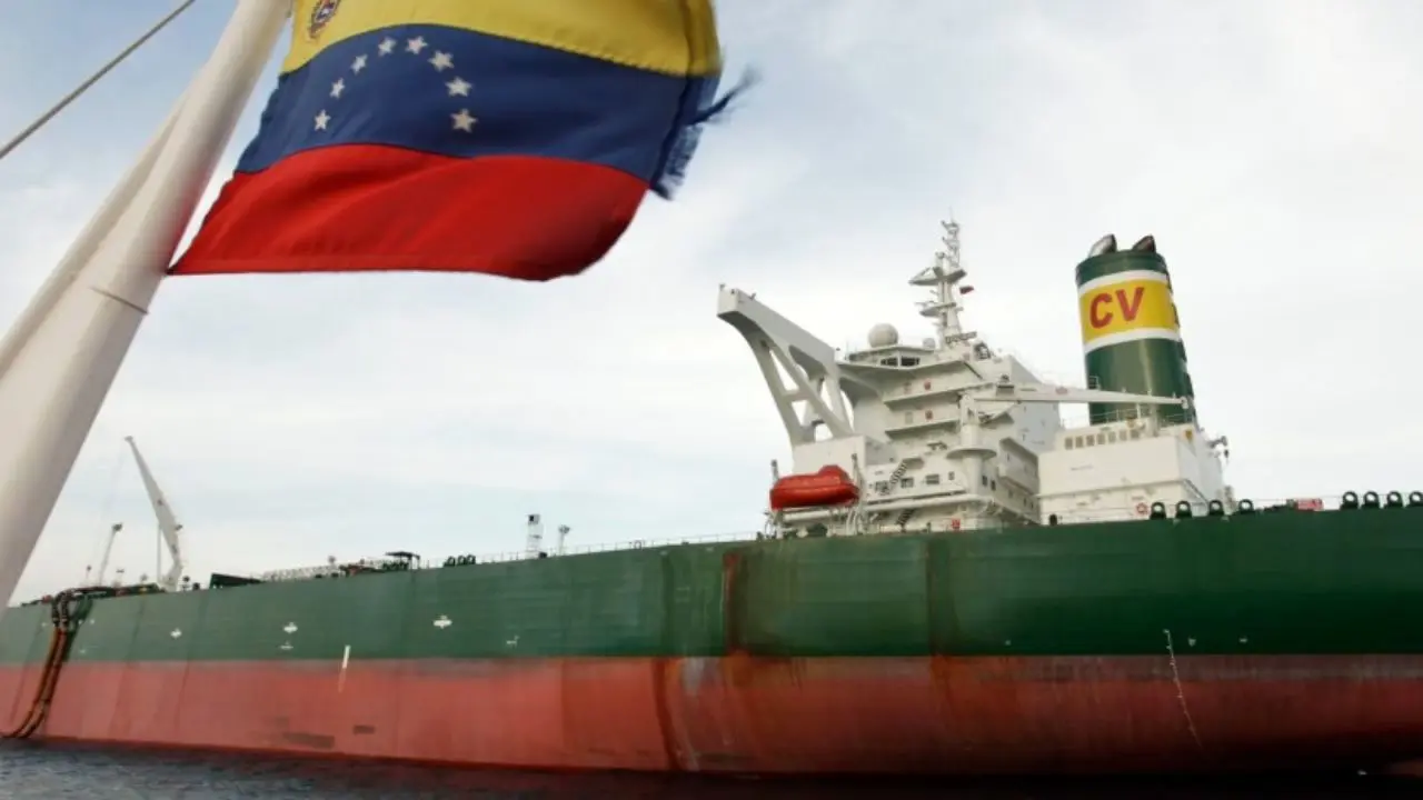 آمریکا تحریم گسترده نفتی ضد ونزوئلا را بررسی می‌کند
