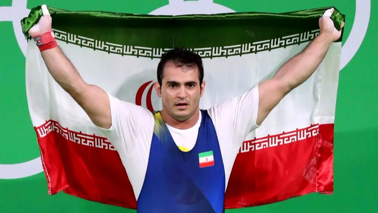 به‌خاطر پرچم کشورم سختی‌ها را به جان می‌خرم