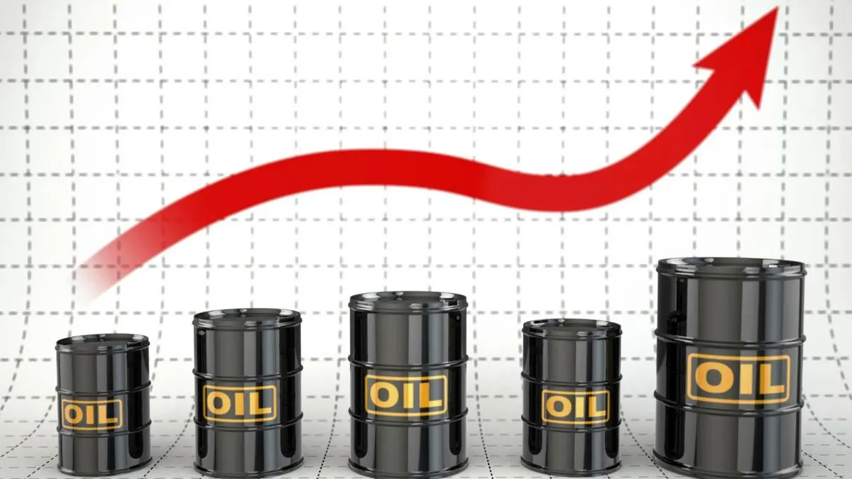 سقوط قیمت نفت با قدرت گرفتن دلار