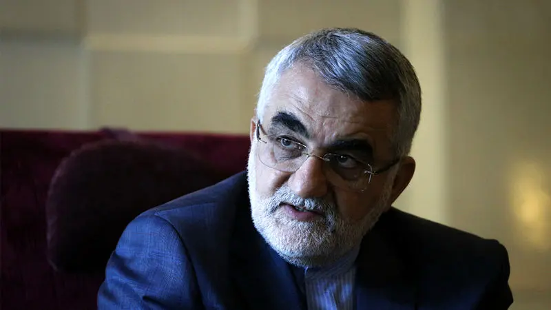 بروجردی: با مسببان جنایت تروریستی تهران برخورد شود
