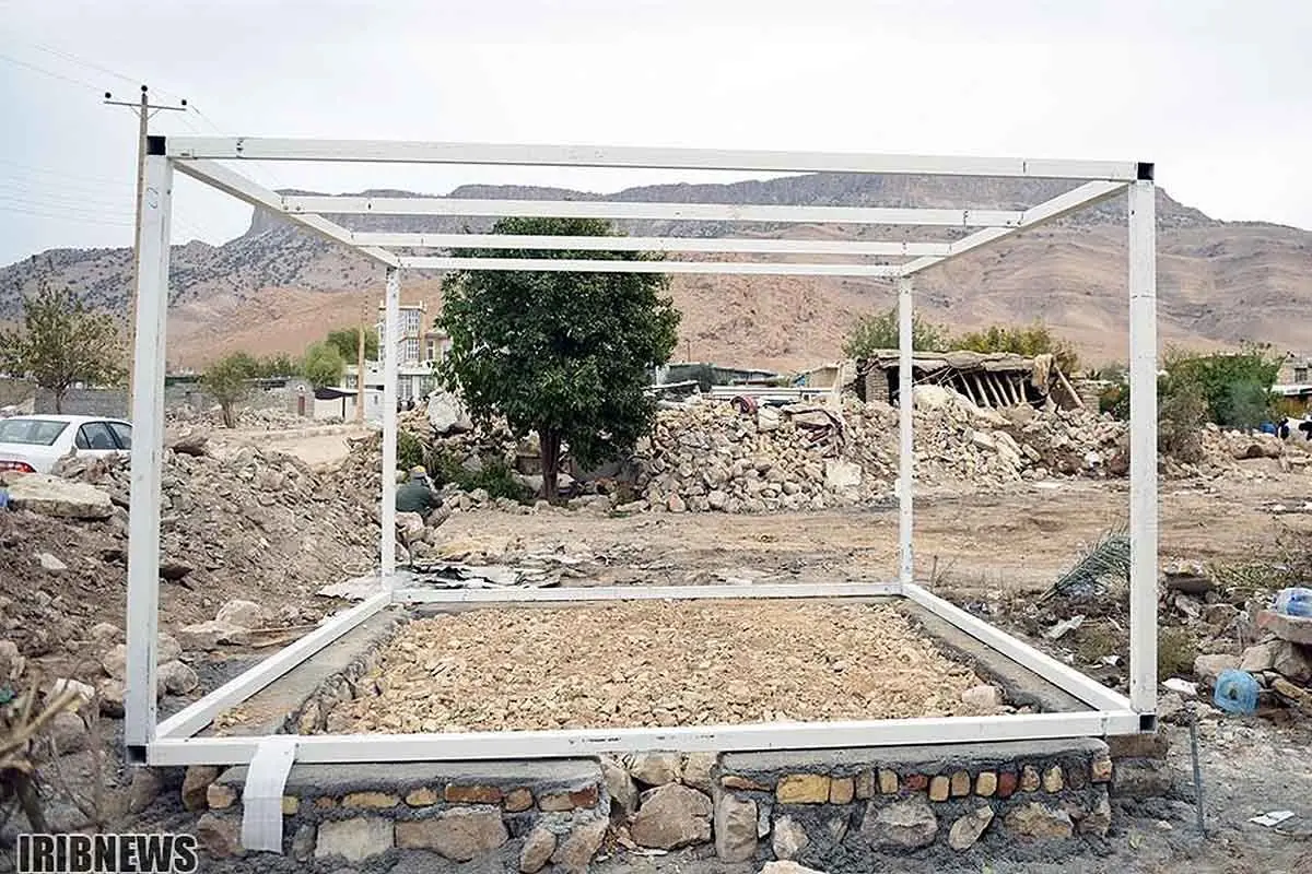 ساخت خانه‌های کانکسی در مناطق زلزله‌زده سرپل‌ذهاب