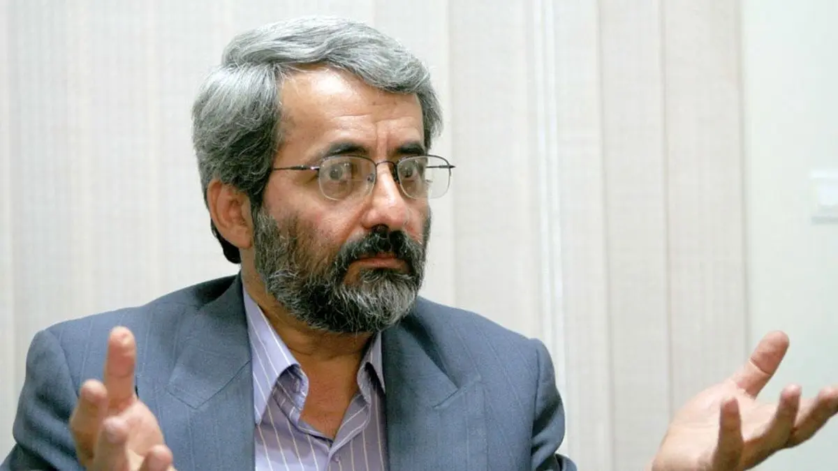 مسئولان قضایی وقتی می‌دانند که احمدی‌نژاد بازیگری می‌کند باید تحمل کنند/ نمی‌توانیم ادعا کنیم که آقای هاشمی مورد غضب نظام بود