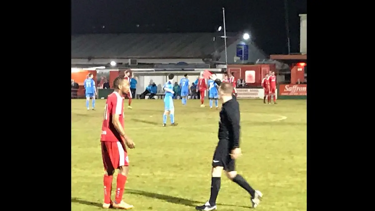 اخراج به خاطر نام خانوادگی!