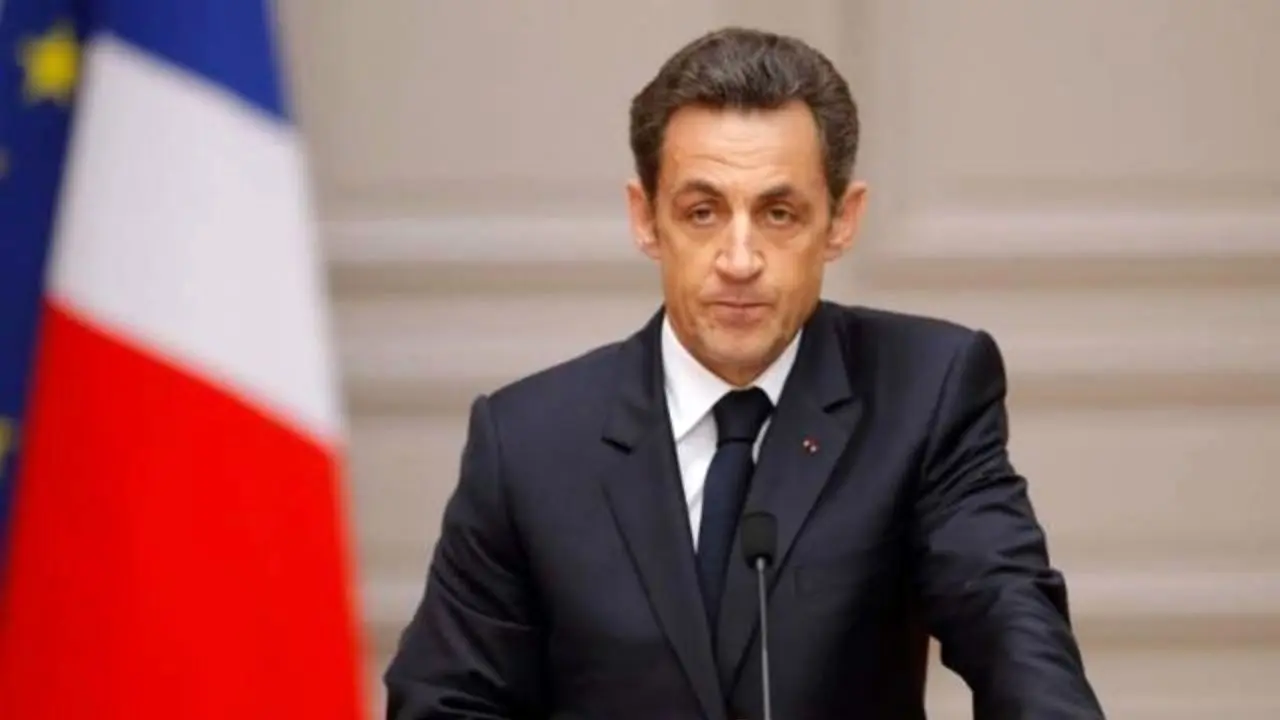 سارکوزی رئیس جمهوری پیشین فرانسه بازداشت شد