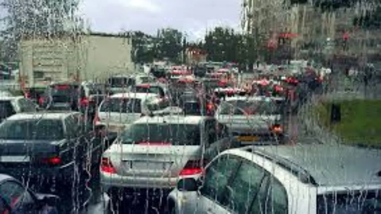 باران تهران را قفل کرد