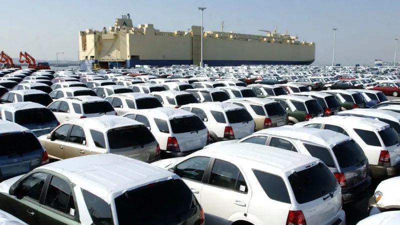 56 هزار خودرو به ارزش 1.5 میلیارد دلار وارد شد